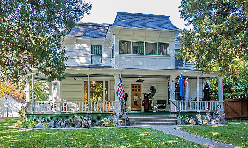 Krebs-Peterson House in Carson City, Nevada, used as a boarding house location in The Shootist