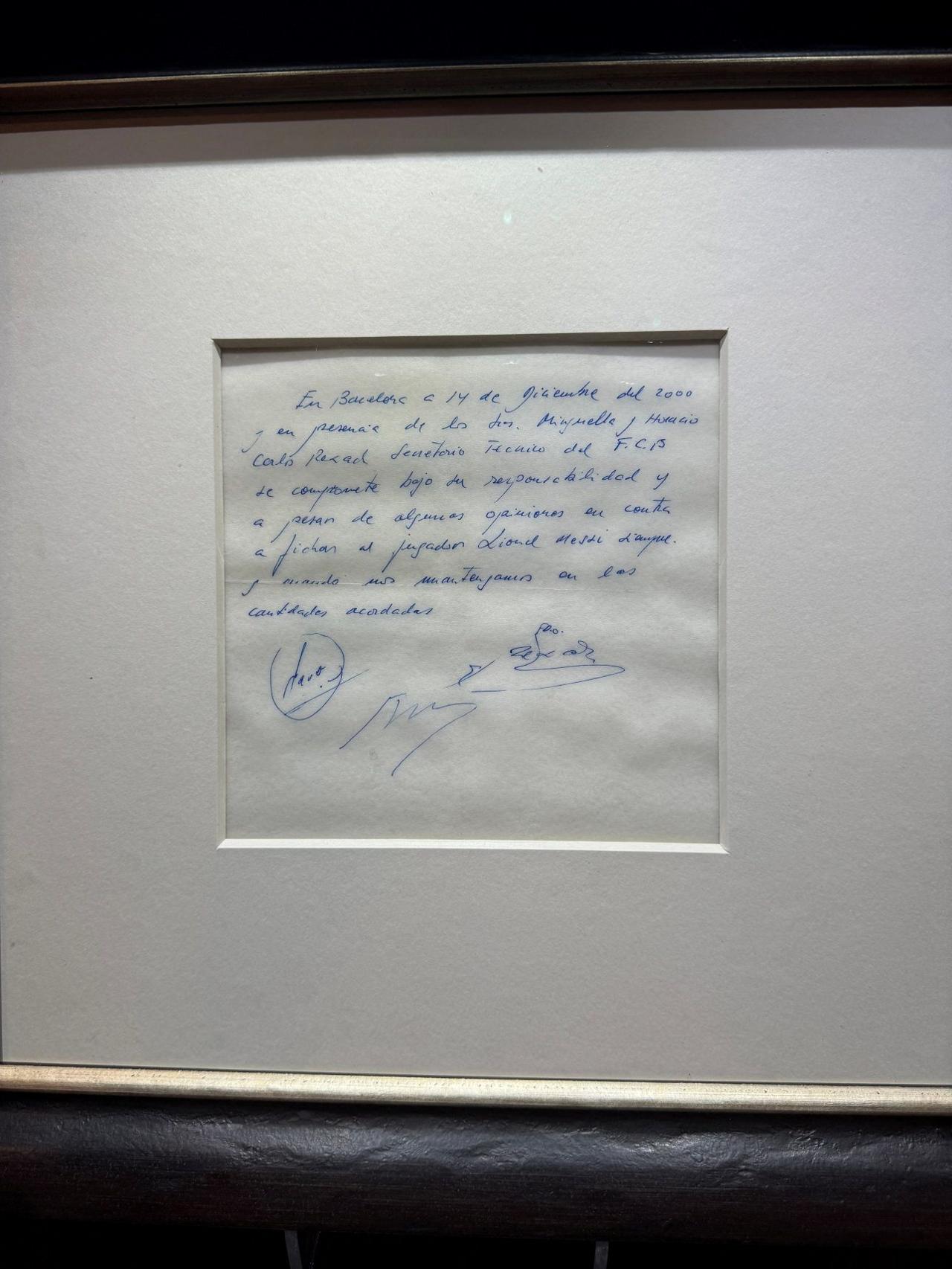 Restaurant napkin with handwritten agreement connected to Lionel Messi's Barcelona signing